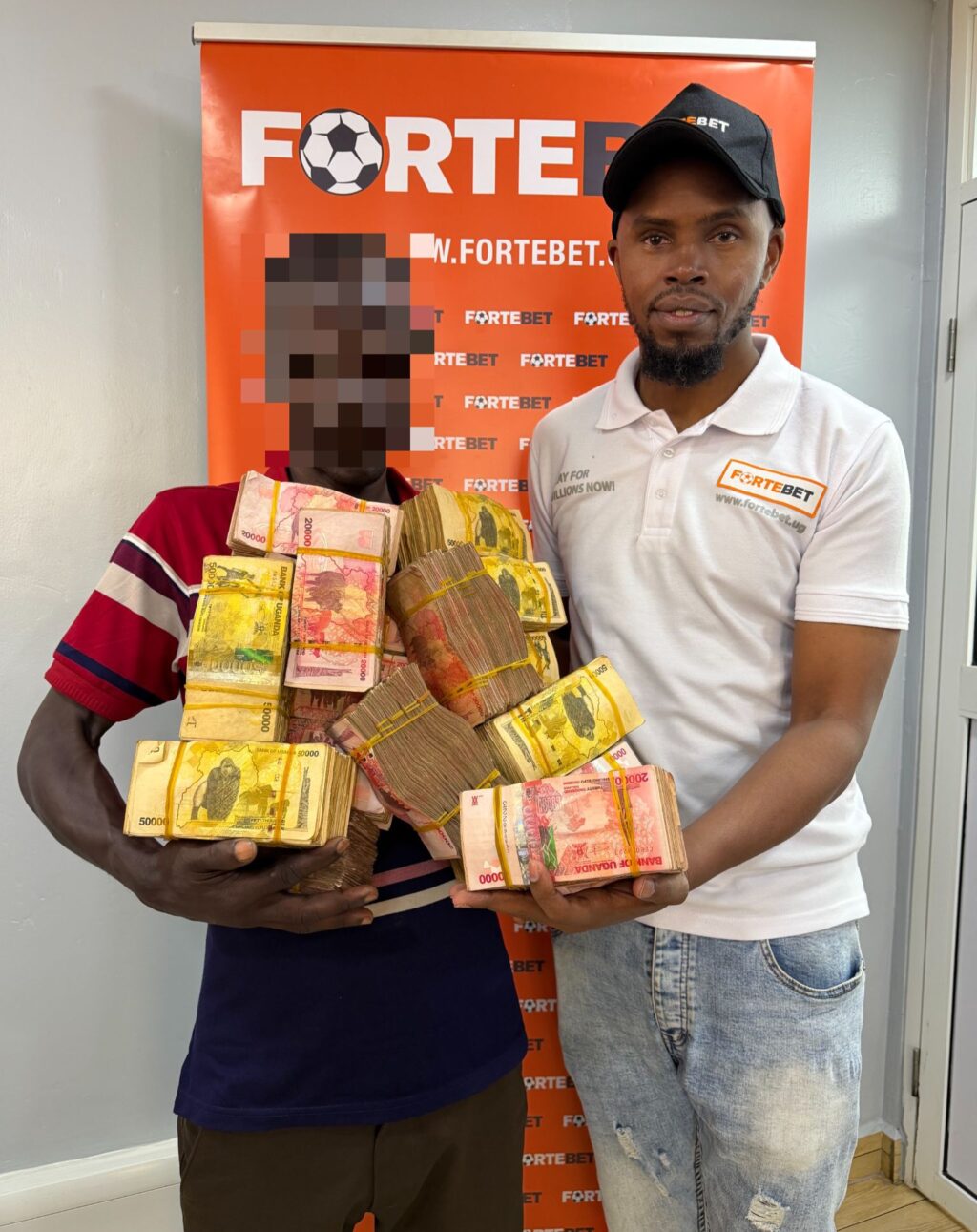 JINJA MECHANIC STAKES 4,500/=, FLIES AVIATOR PLANE TO 327M